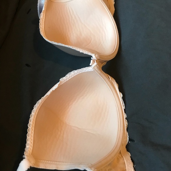 Nude Bra - Picture 2 of 8